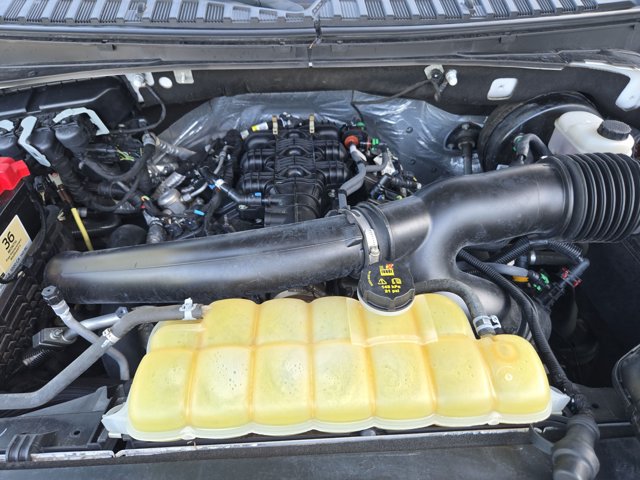 Used 2020 Ford Expedition XLT w/ Equipment Group 202A RWD image 22