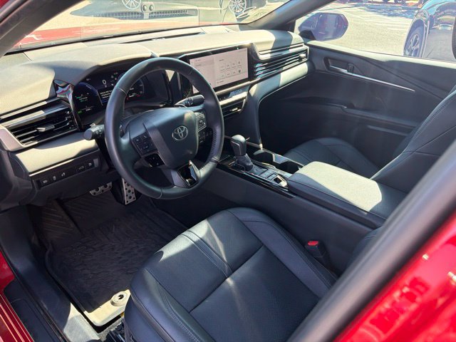 Used 2025 Toyota Camry XSE FWD image 8