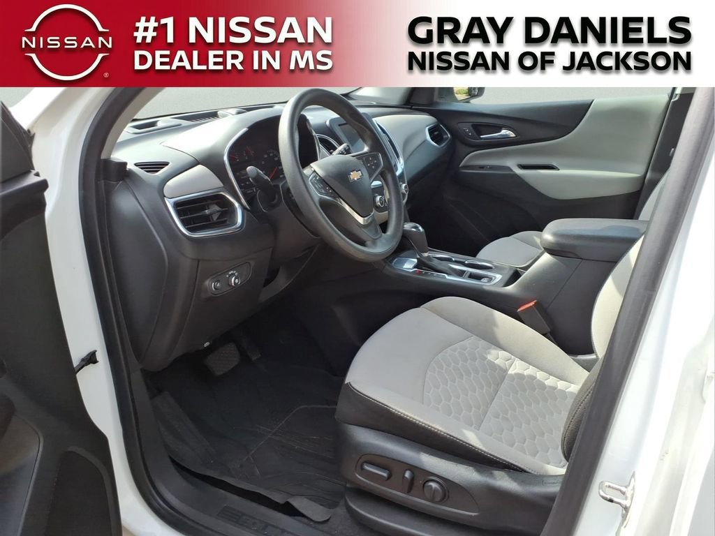Used 2020 Chevrolet Equinox LS w/ LS Convenience Package FWD image 24