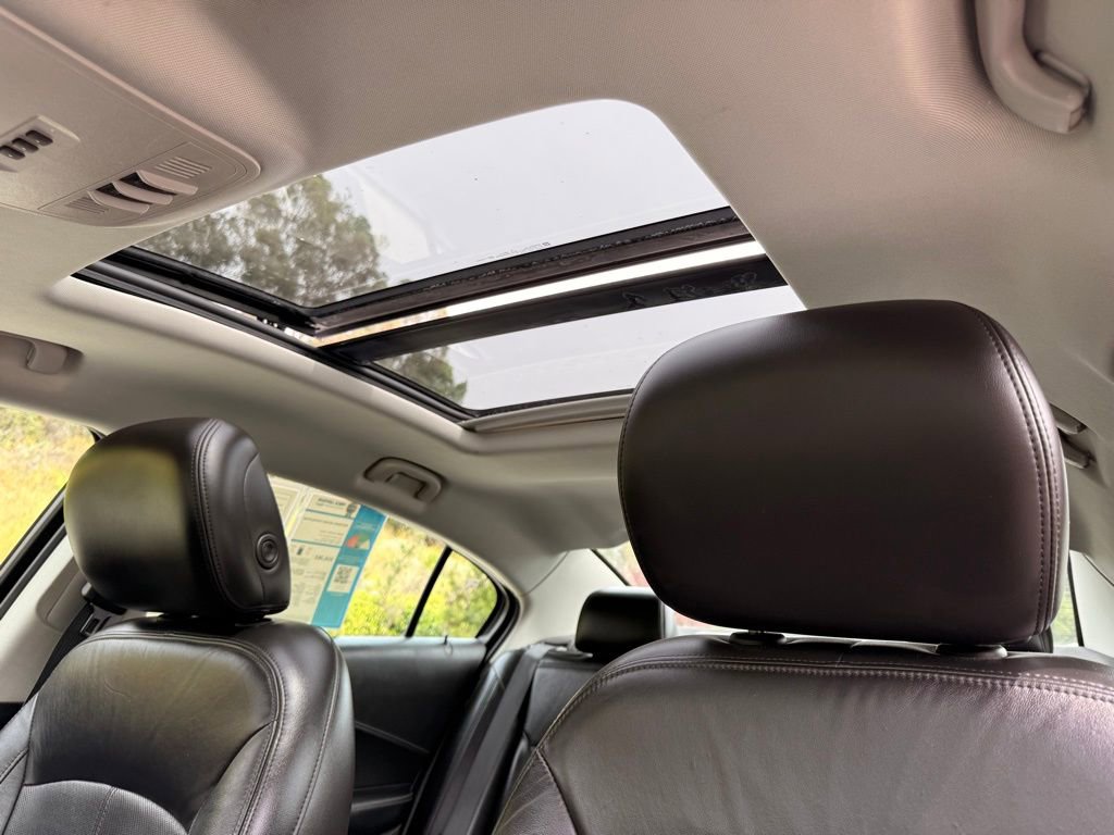 Used 2013 Buick LaCrosse Touring image 17