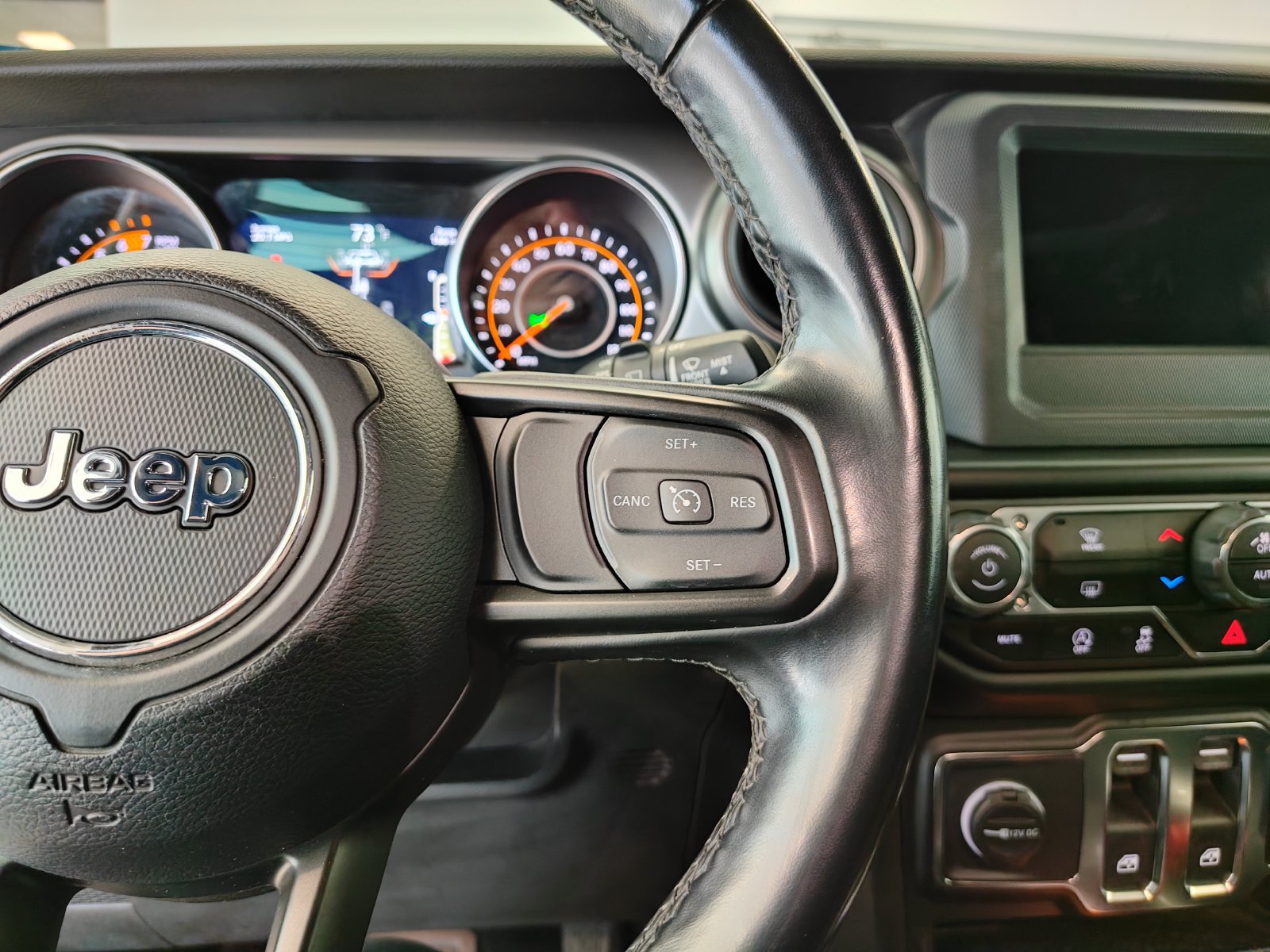 Used 2021 Jeep Wrangler Sport AWD/4WD image 15
