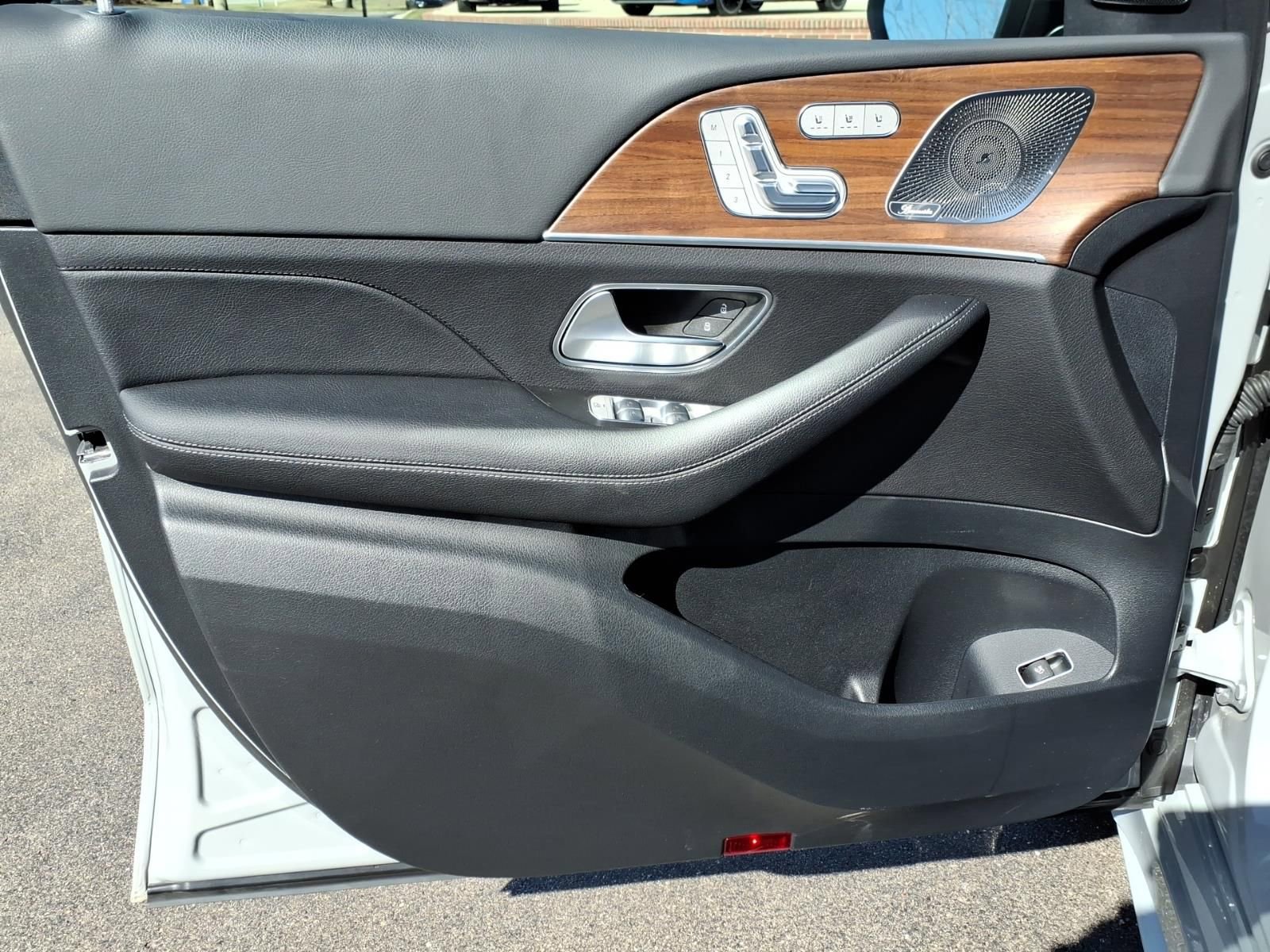 Certified 2025 Mercedes-Benz GLE 450 4MATIC image 16