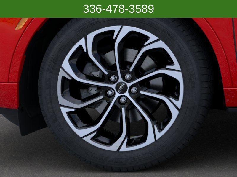 New 2024 Lincoln Nautilus Reserve w/ Equipment Group 202A image 19