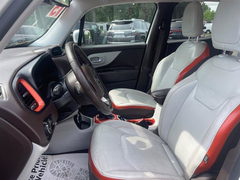 Used 2015 Jeep Renegade Limited AWD/4WD image 10