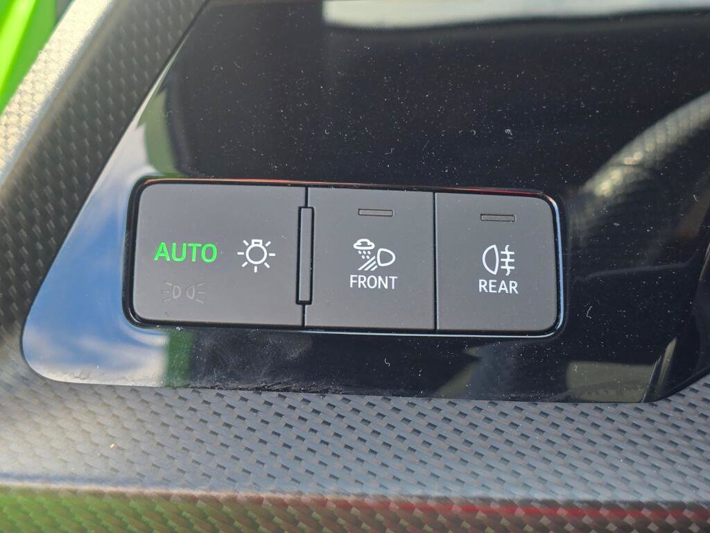 Used 2024 Audi RS 3 w/ Carbon Package AWD/4WD image 39