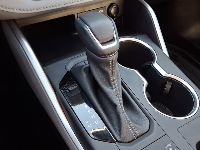 Used 2023 Toyota Highlander XLE image 16