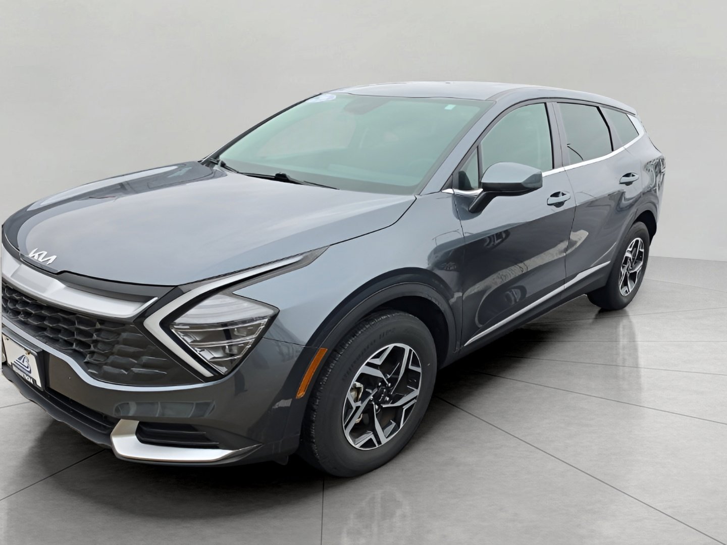 Used 2025 Kia Sportage LX image 4