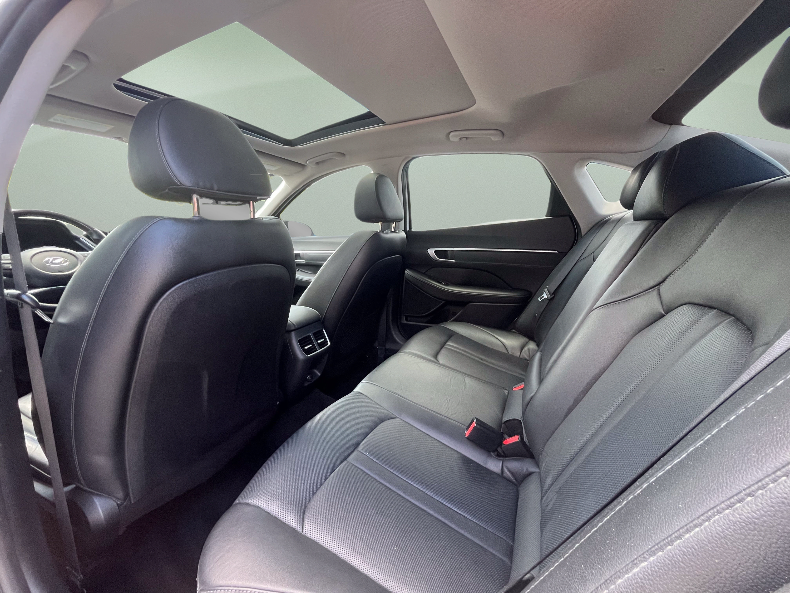 Used 2020 Hyundai Sonata Limited w/ Cargo Package FWD image 30