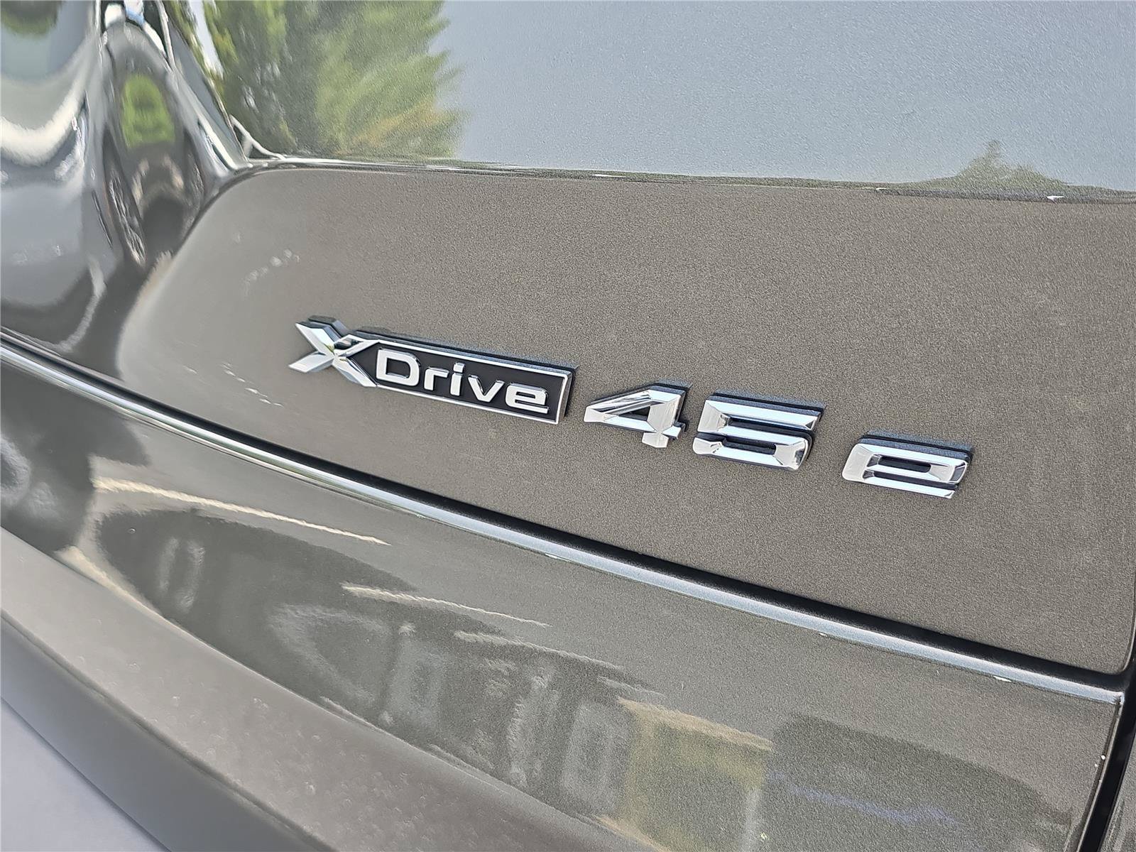 Used 2023 BMW X5 xDrive45e w/ Climate Comfort Package AWD/4WD image 4