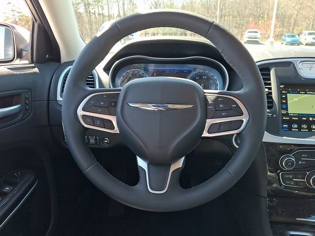 Used 2023 Chrysler 300 Touring L w/ Popular Equipment Group image 19