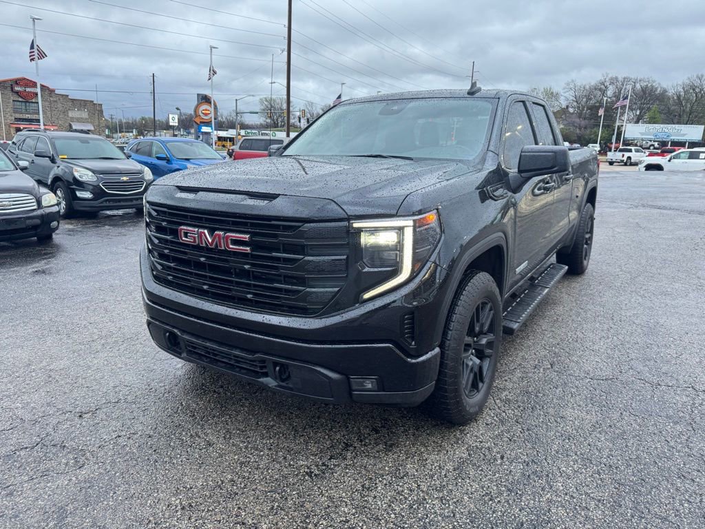 Used 2024 GMC Sierra 1500 Elevation image 3