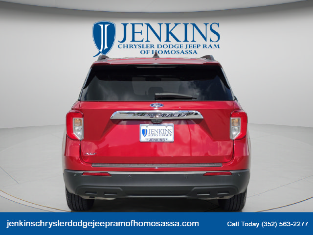 Used 2024 Ford Explorer XLT RWD image 6