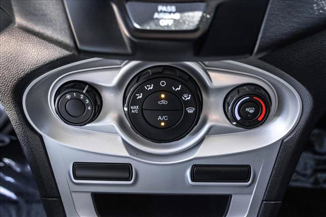 Used 2019 Ford Fiesta SE FWD image 17