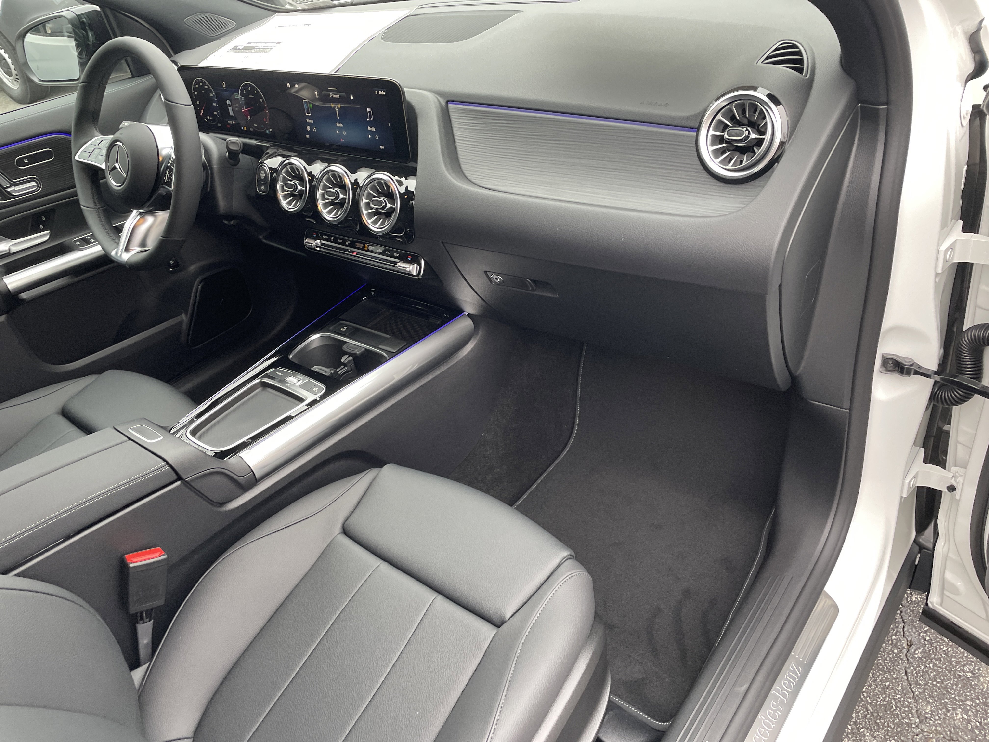 New 2026 Mercedes-Benz GLA 250 4MATIC image 42