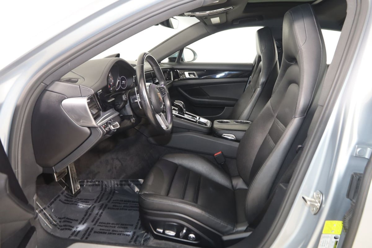 Used 2018 Porsche Panamera 4 AWD/4WD image 13