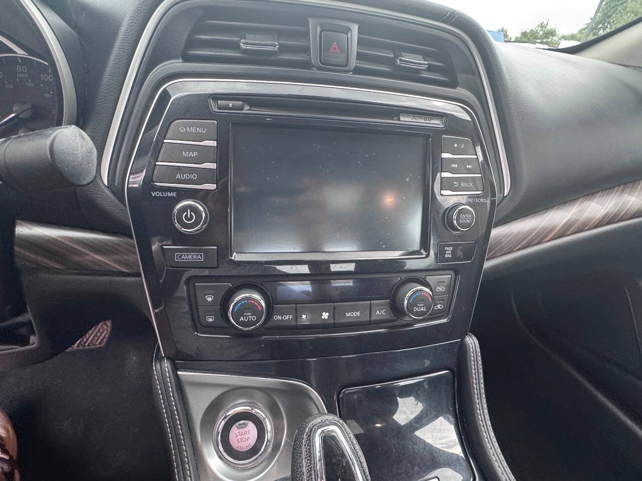 Used 2017 Nissan Maxima Platinum FWD image 23