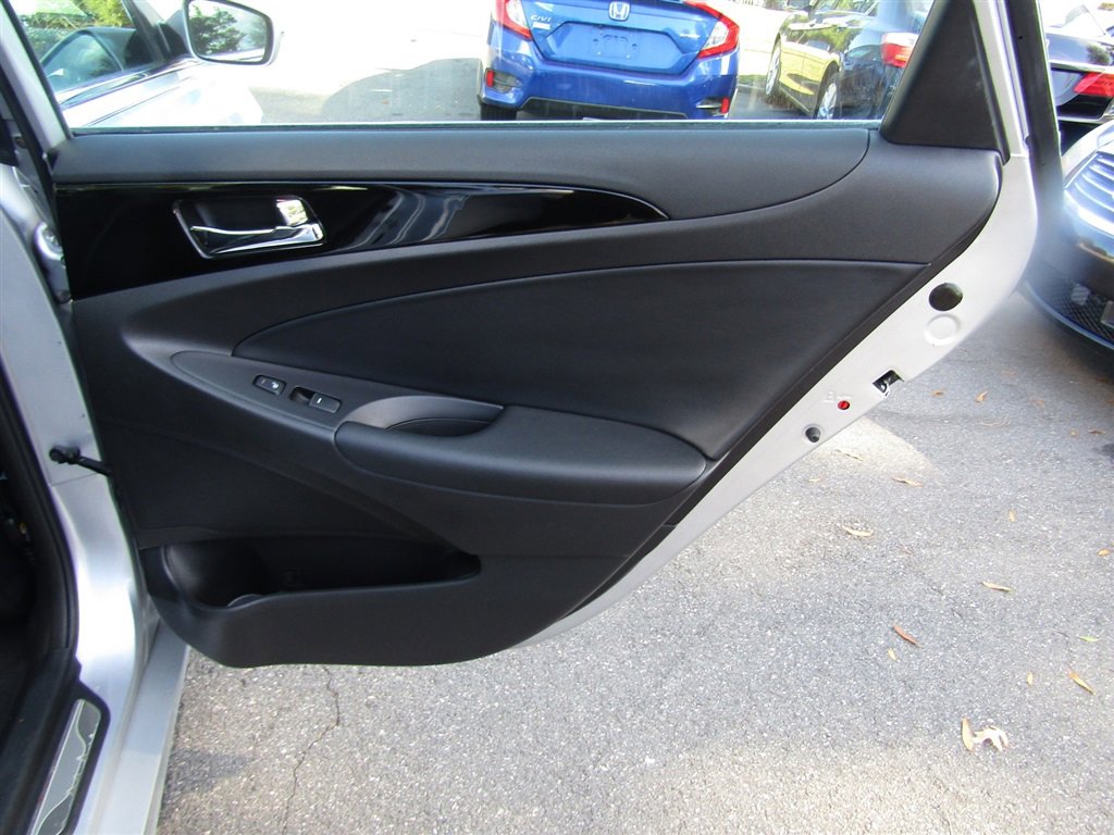 Used 2012 Hyundai Sonata Limited image 22