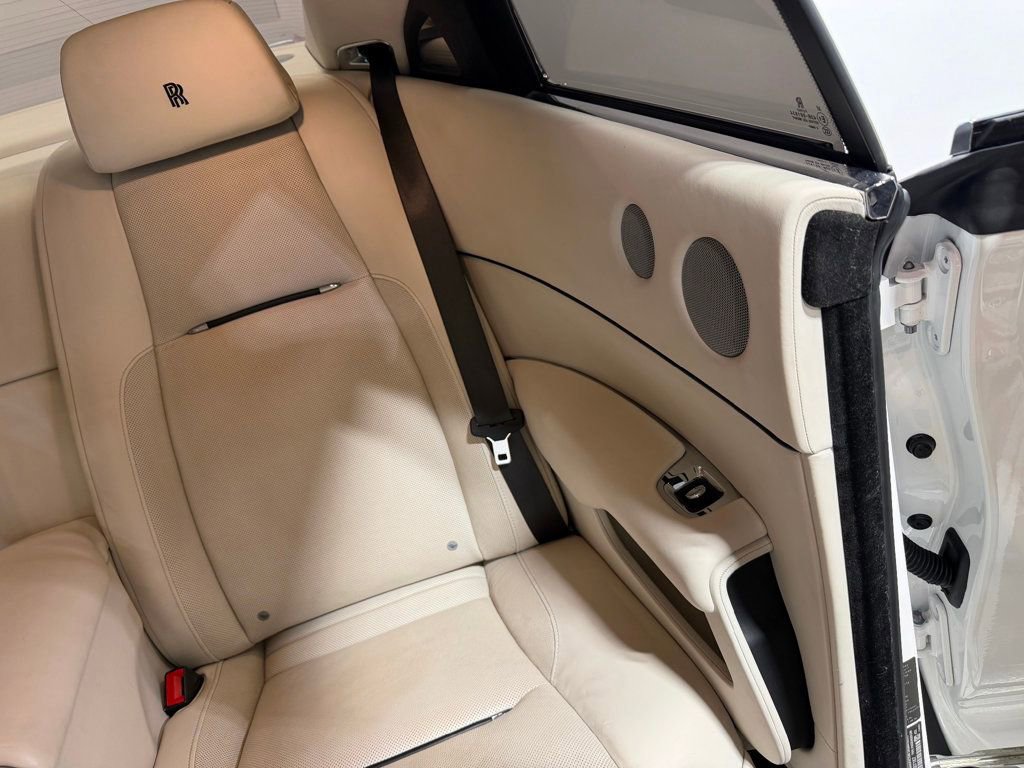 Used 2019 Rolls-Royce Wraith image 24