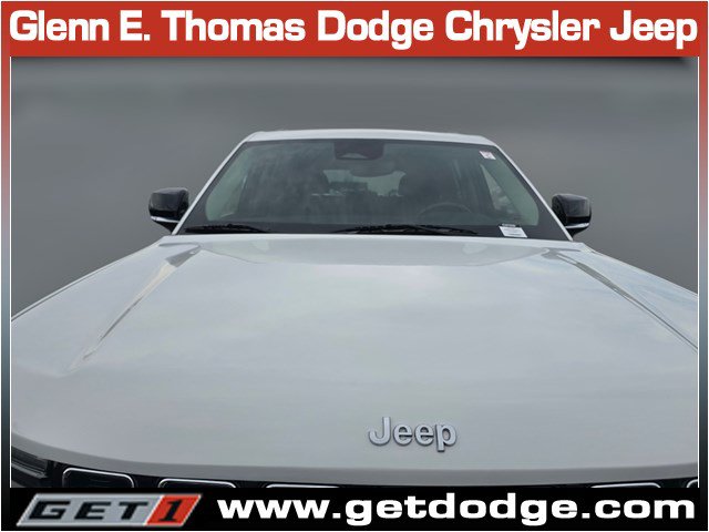 Certified 2023 Jeep Grand Cherokee Limited RWD image 5