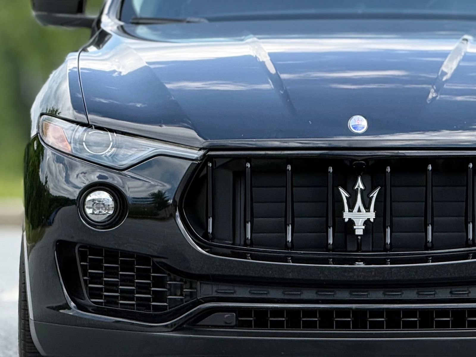 Used 2017 Maserati Levante AWD/4WD image 14