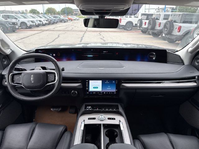 New 2027 Lincoln Navigator L Reserve AWD/4WD image 19
