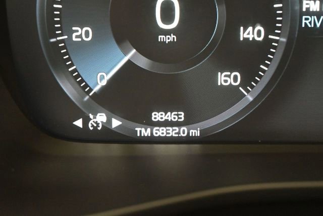 Used 2019 Volvo XC40 T5 Momentum AWD/4WD image 26