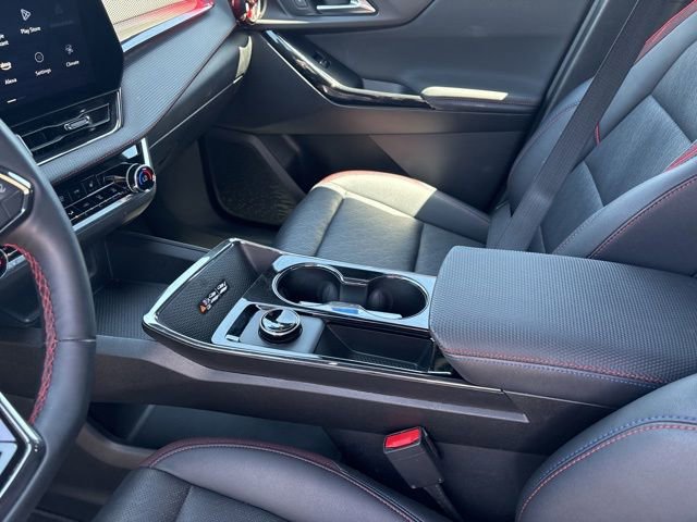 Used 2025 Chevrolet Equinox RS AWD/4WD image 16
