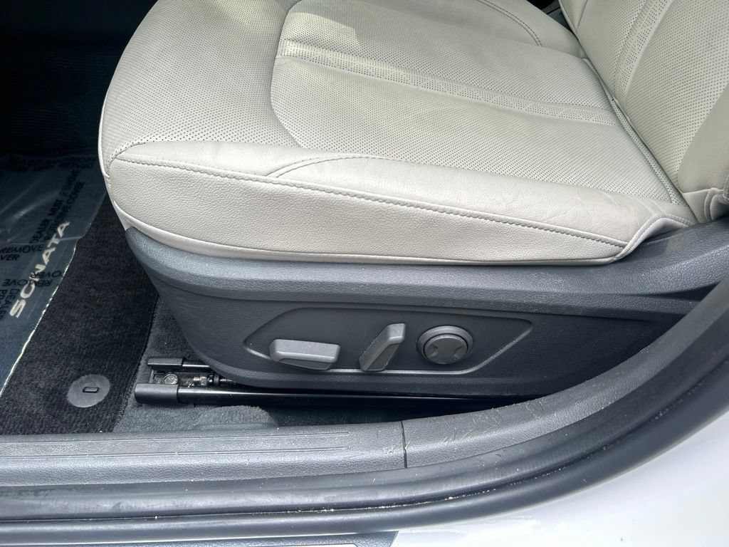 Used 2021 Hyundai Sonata Limited FWD image 17