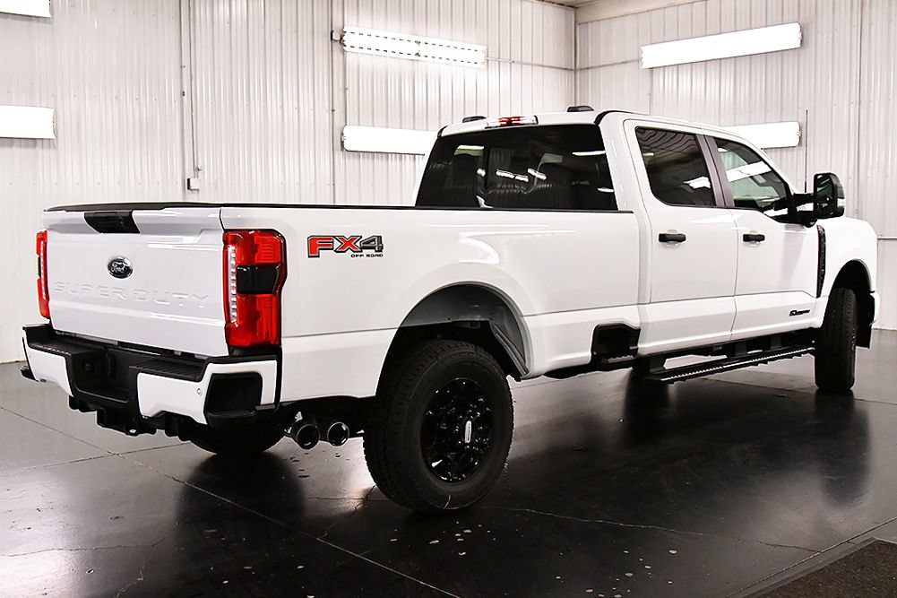 New 2026 Ford F350 XL w/ STX Appearance Package AWD/4WD image 7