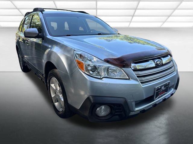 Used 2013 Subaru Outback 2.5i Premium AWD/4WD image 8