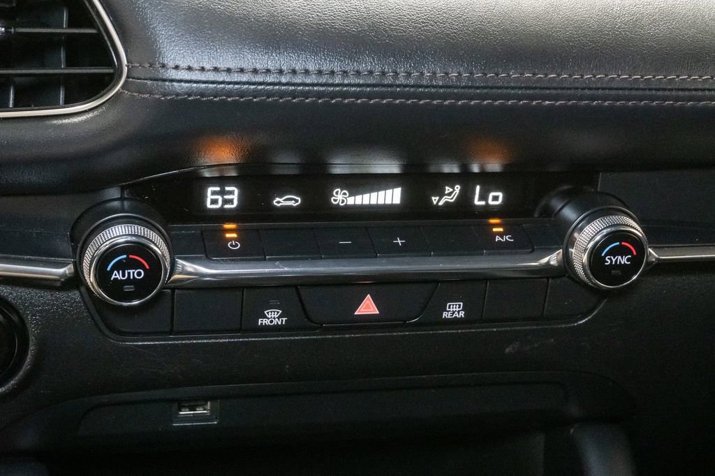 Used 2019 MAZDA MAZDA3 AWD Hatchback image 19