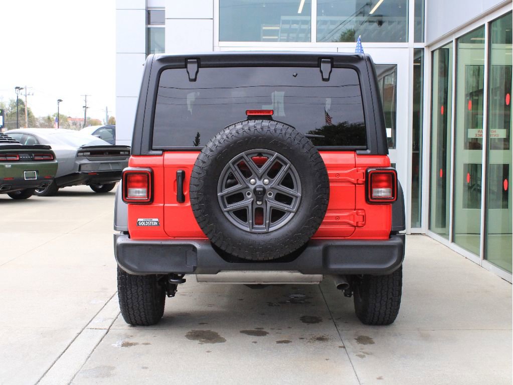 Certified 2024 Jeep Wrangler Sport AWD/4WD image 7
