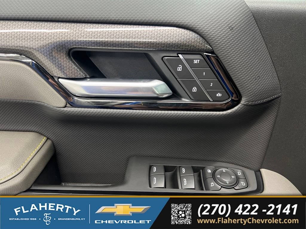 Used 2026 Chevrolet Silverado 1500 ZR2 AWD/4WD image 23