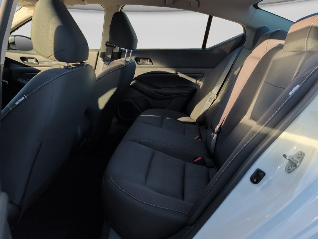 Used 2024 Nissan Altima 2.5 S FWD image 31