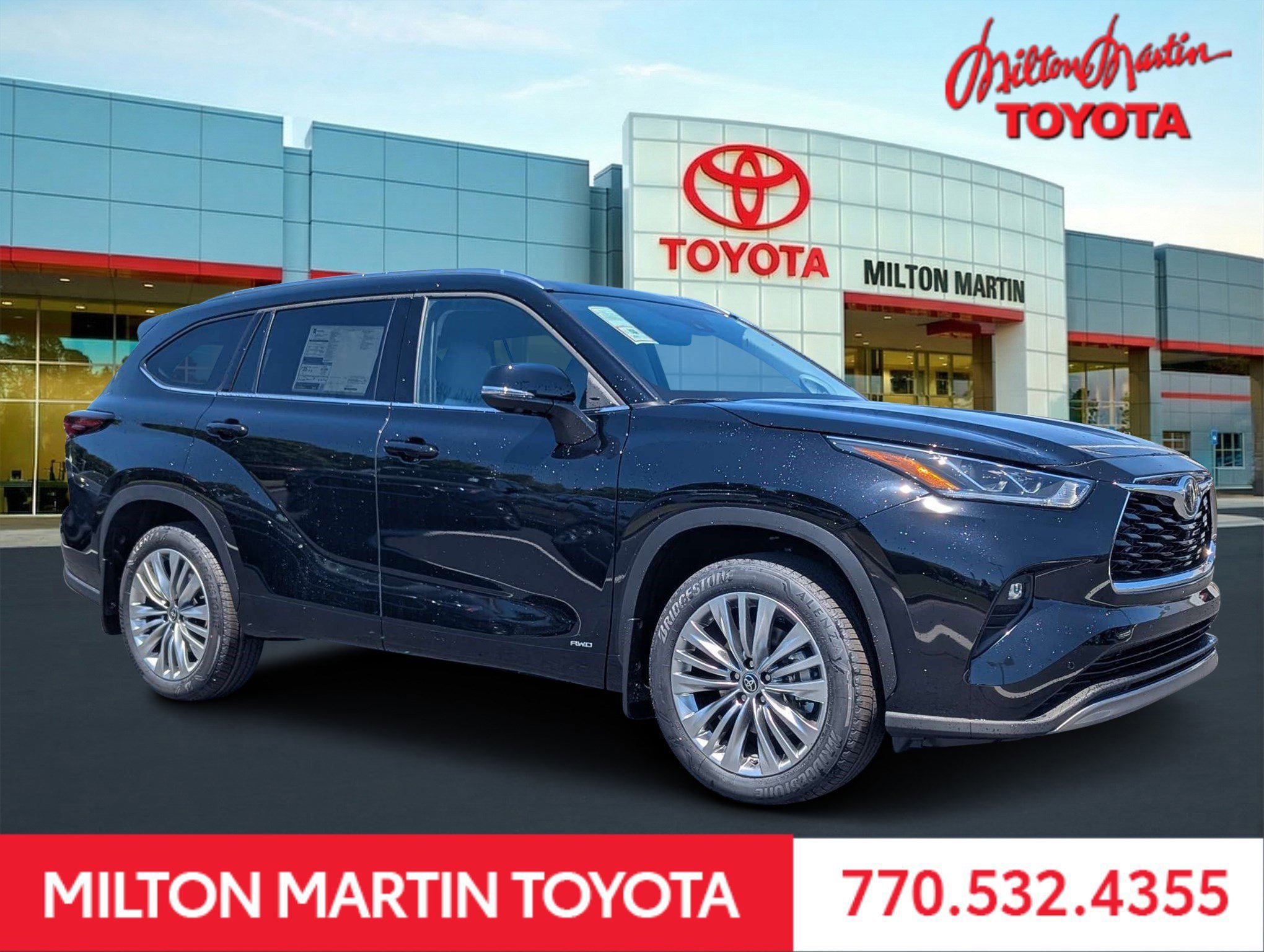 New 2026 Toyota Highlander Platinum