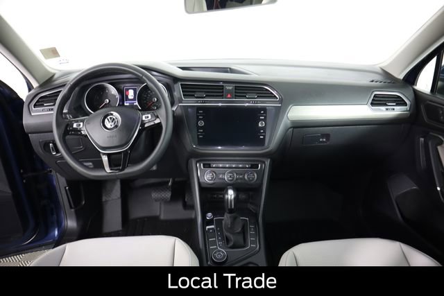 Used 2020 Volkswagen Tiguan SE w/ Panoramic Sunroof Package image 5