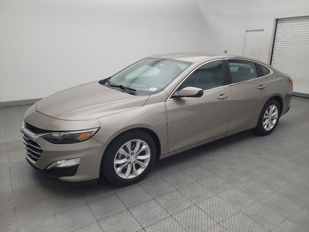 Used 2023 Chevrolet Malibu LT FWD image 2