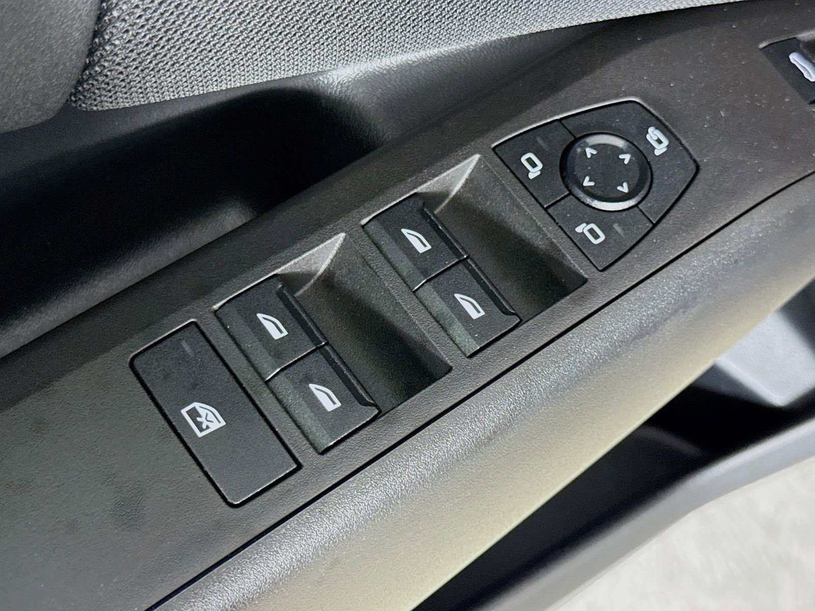 Used 2025 BMW X3 xDrive30i w/ Premium Package image 17