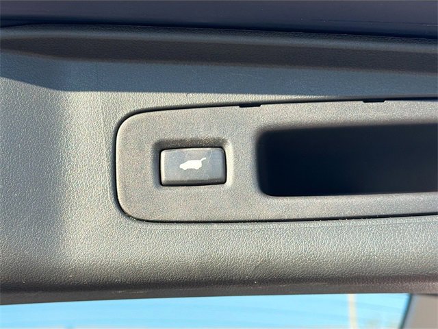 Used 2016 Honda CR-V Touring image 13