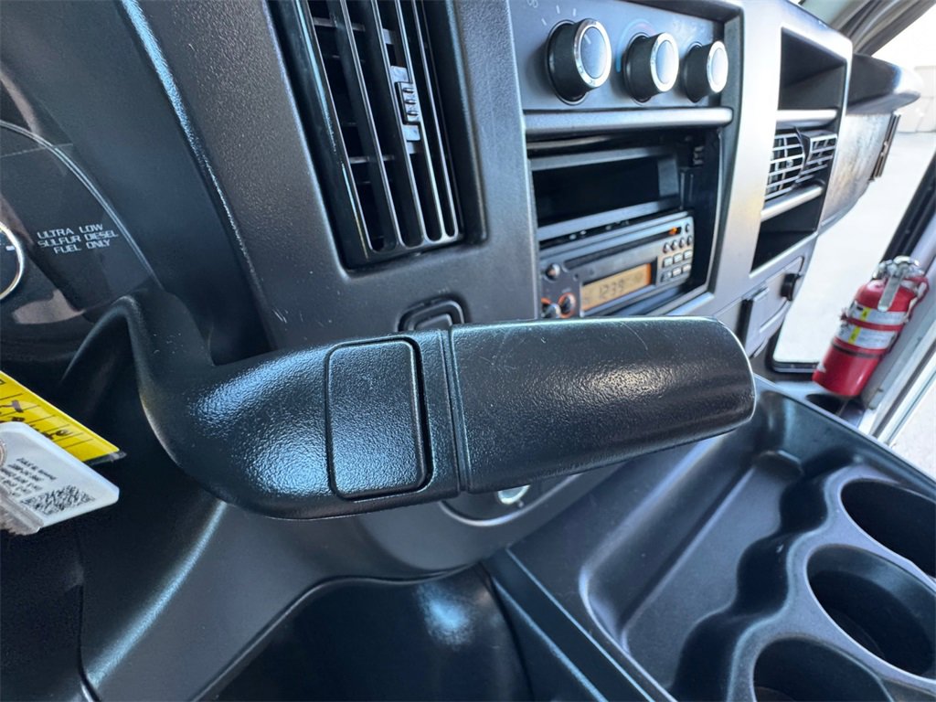 Used 2015 Chevrolet Express 3500 w/ Shuttle Bus Package image 27