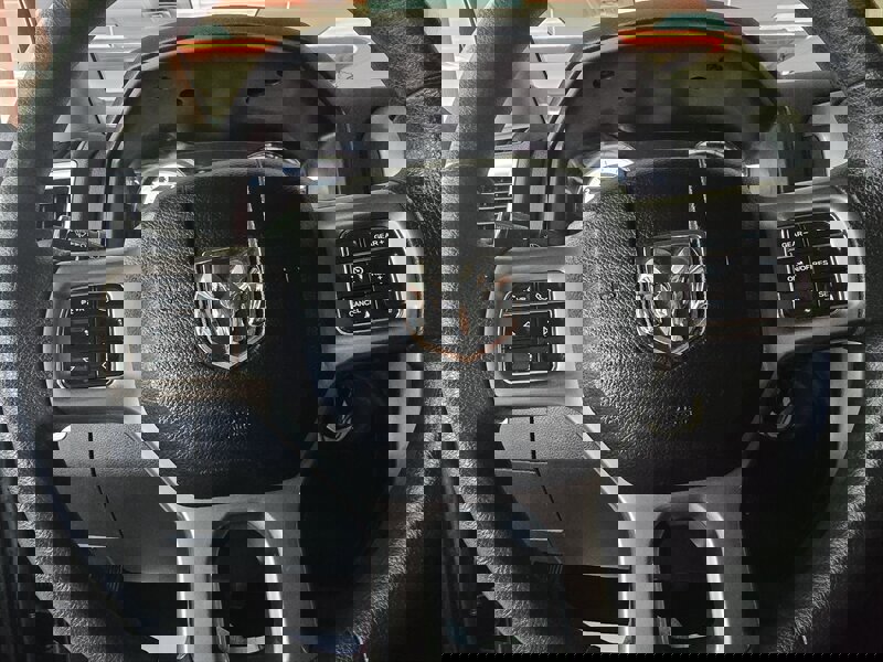 Used 2021 RAM 1500 Classic SLT image 24