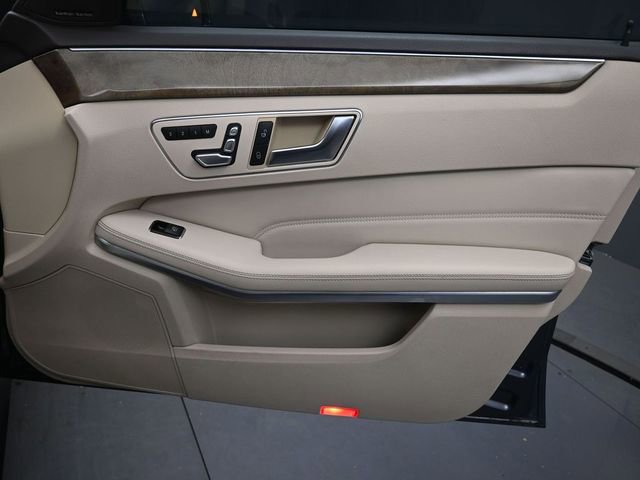 Used 2016 Mercedes-Benz E 350 Sedan image 30
