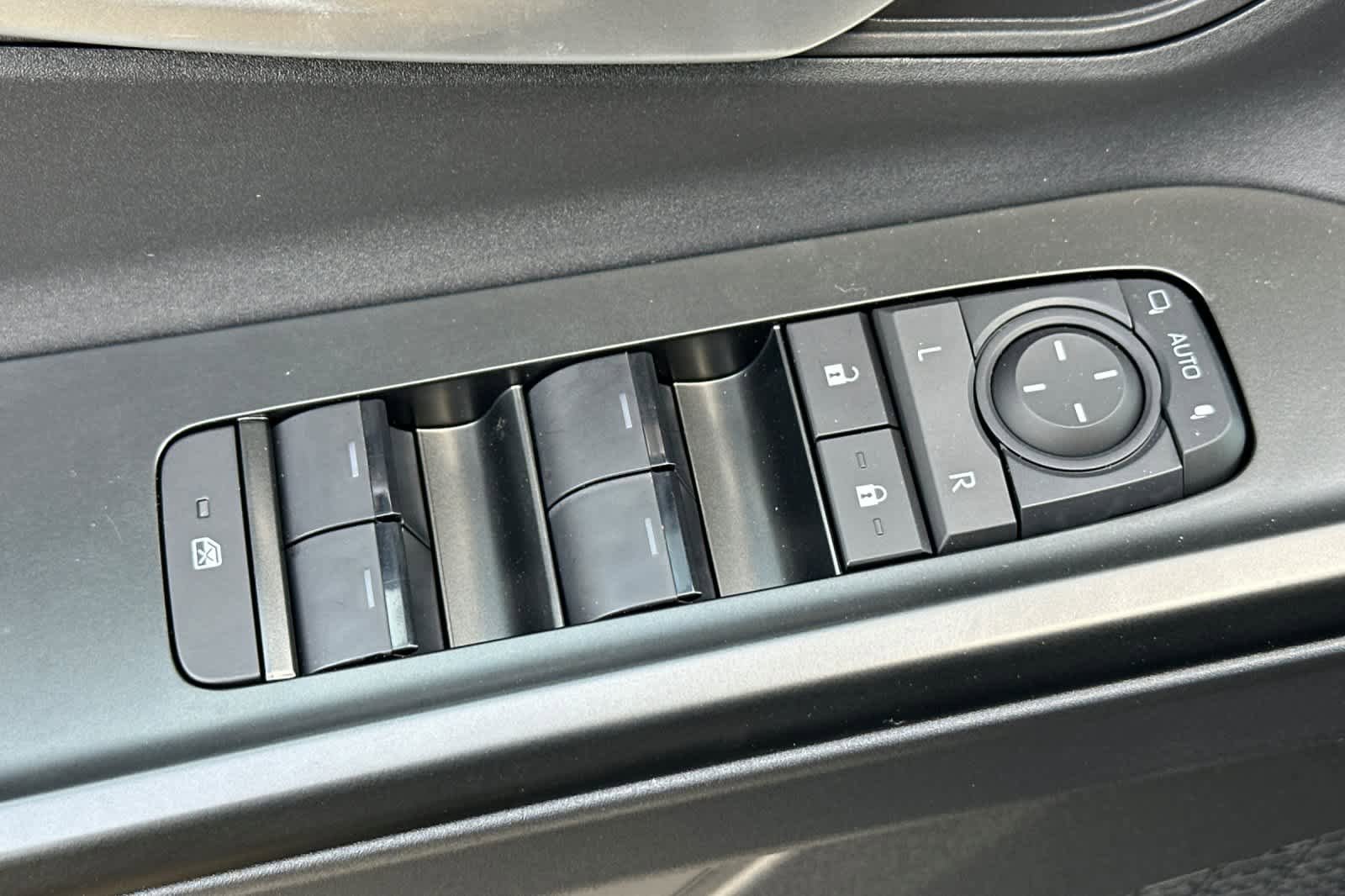 New 2026 Subaru Uncharted Premium FWD image 11