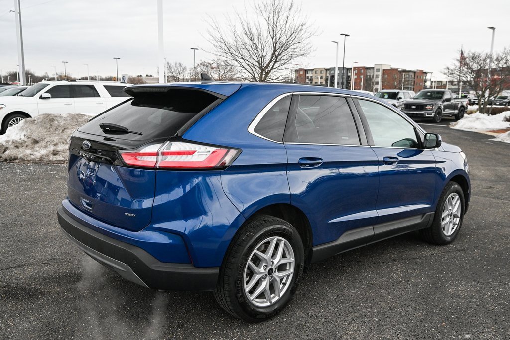 Used 2024 Ford Edge SEL w/ Convenience Package image 5