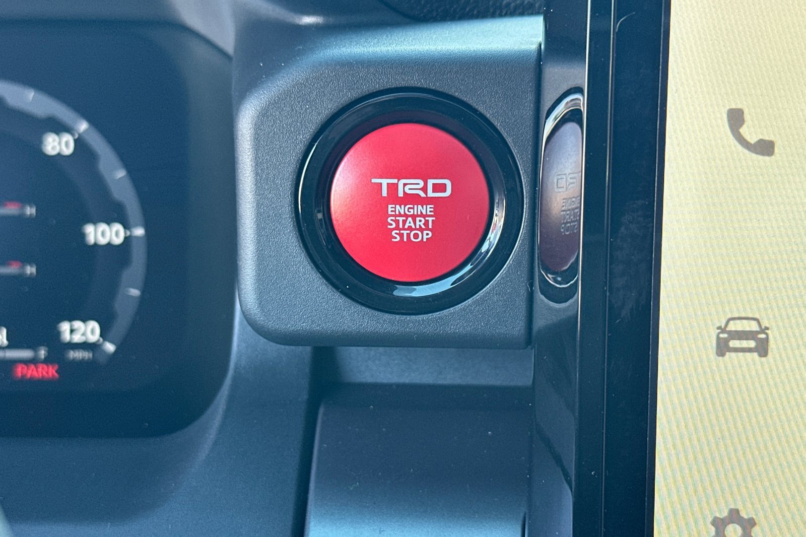 New 2026 Toyota Tacoma SR5 image 25