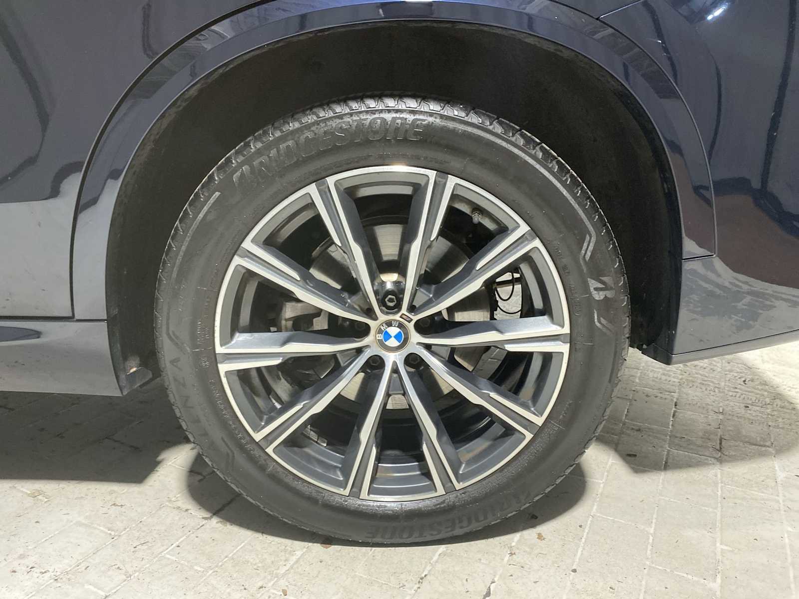 Used 2023 BMW X5 xDrive40i w/ Executive Package AWD/4WD image 8
