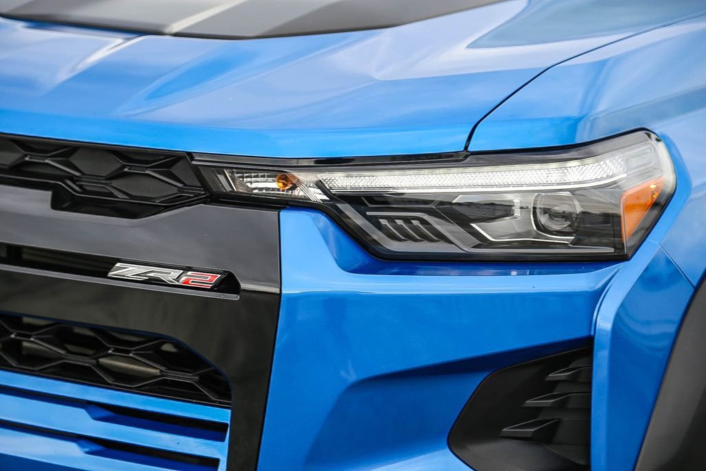 Used 2024 Chevrolet Colorado ZR2 w/ Technology Package image 5