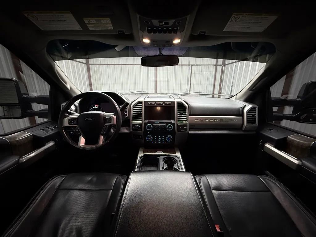 Used 2017 Ford F250 Lariat w/ Chrome Package image 15
