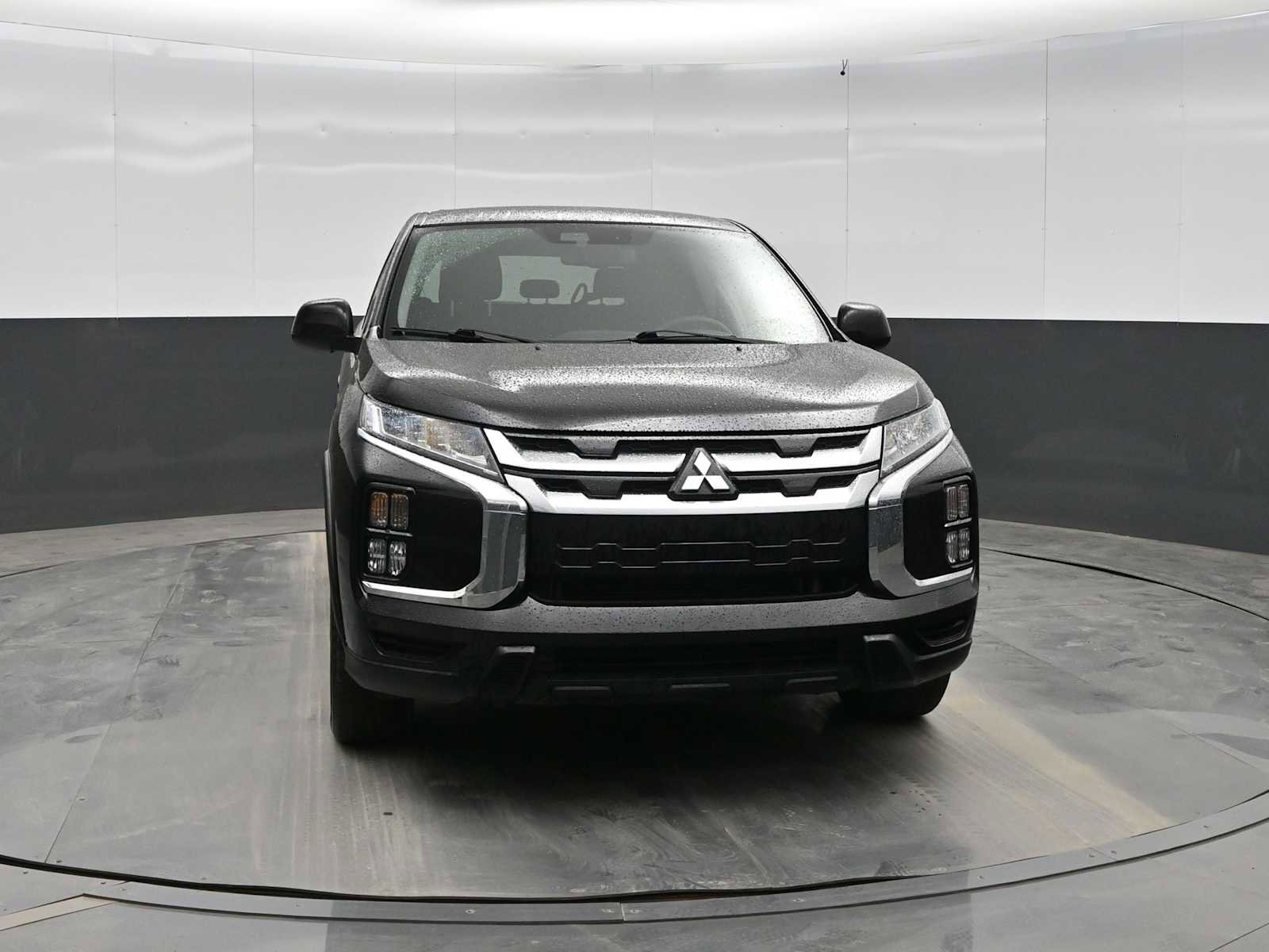 Used 2022 Mitsubishi Outlander Sport ES image 2