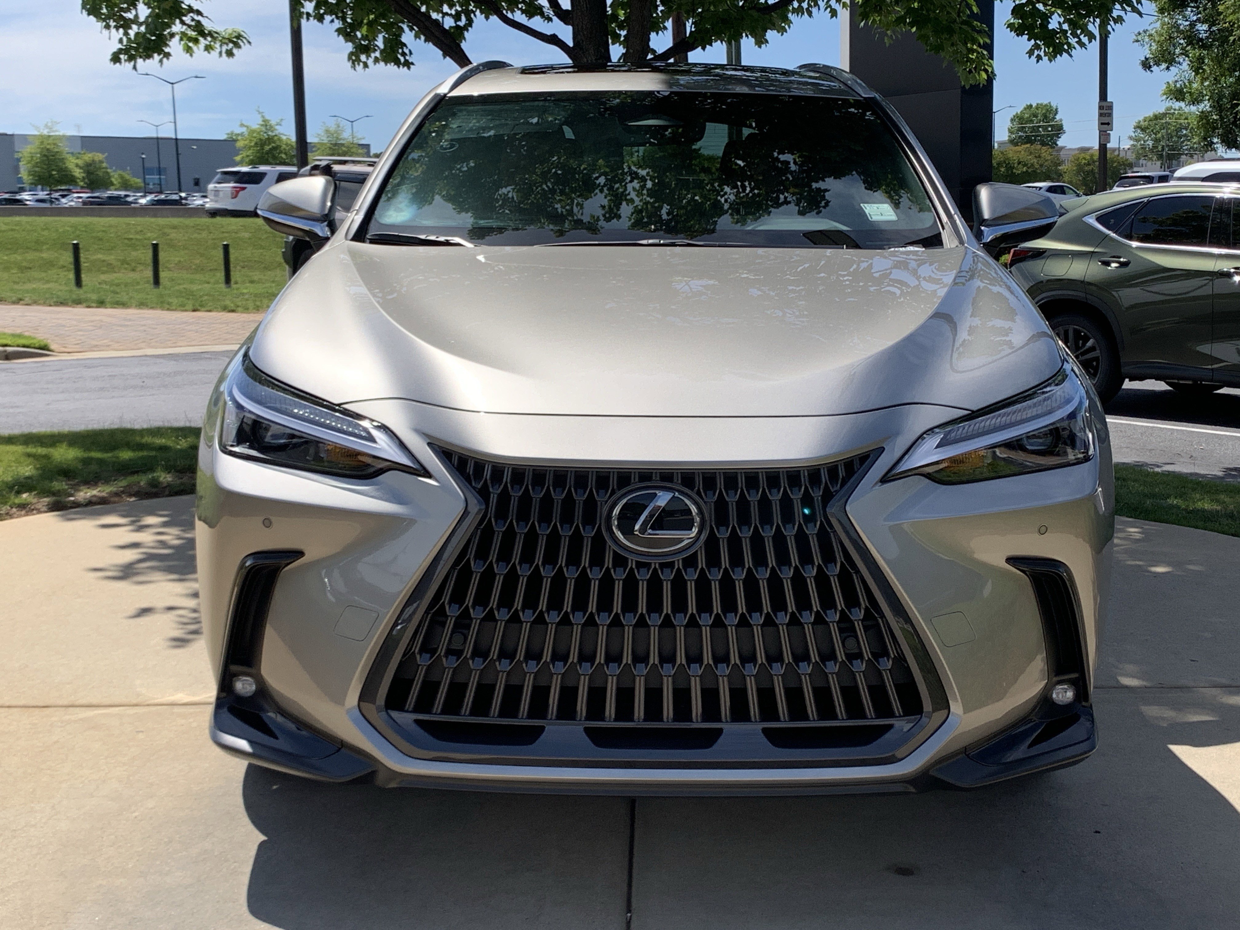 Used 2025 Lexus NX 250 FWD w/ Accessory Package (Z1) image 3